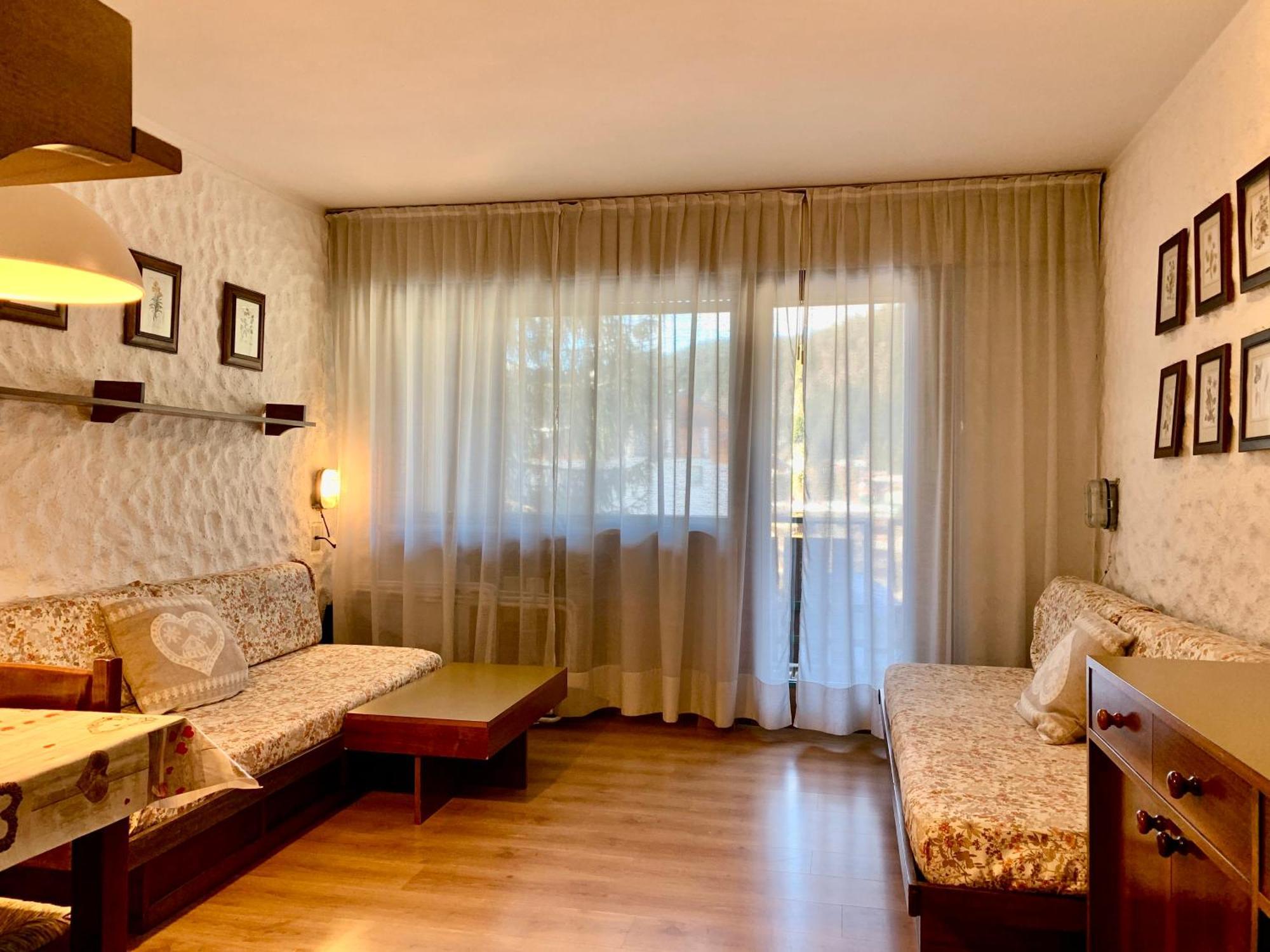 Bilocale Nardis 6 Apartment Мадона ди Кампильо Екстериор снимка